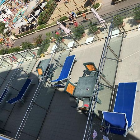 Hotel Excelsior 卡托利卡 外观 照片